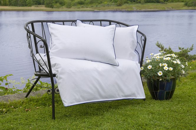 Hovedbilde Nord Dots damask dobbelt sengesett hvit/navy 200 ...